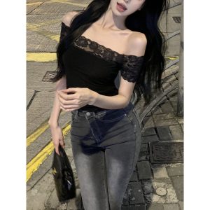 Pure Desire Style Design Lace Stitching Exposed Slim Top - Image 8