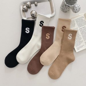 Women's Embroidered S-letter Cotton Sweat-absorbent Autumn And Winter Socks - Image 1