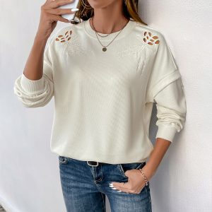 Casual Simple Elegant Embroidery Hollow-out Flowers Print Sweater - Image 3